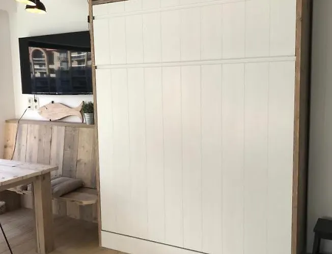 Apartment Zalig In *